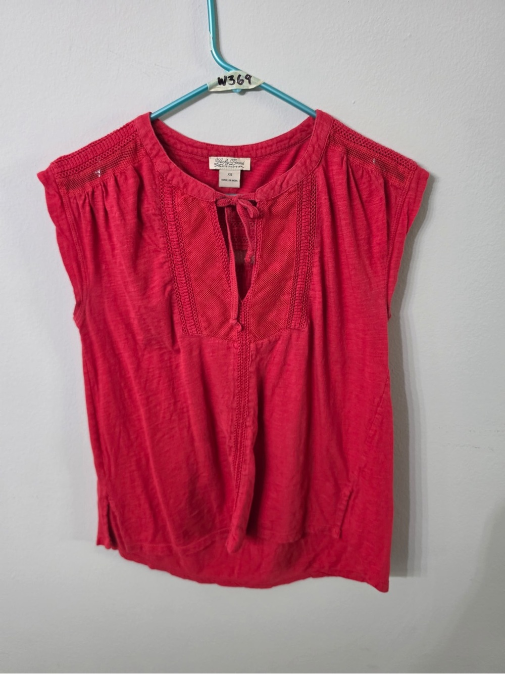 Lucky Brand Pink-Red Crochet Trim Tie-Front Cap Sleeve Top
